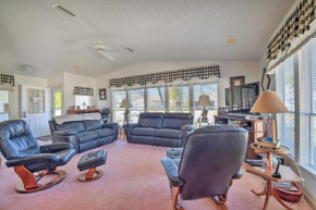 Lady Lake House with Lanai and Community Pool!